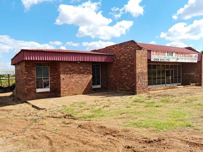Commercial Property For Rent in Lwamondo, Thohoyandou Rural
