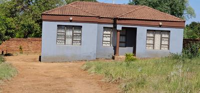 House For Sale in Tshikhudini, Mphaphuli