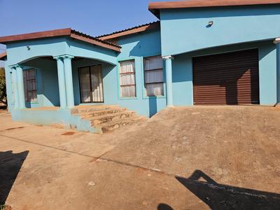 House For Sale in Makumeke, Mavambe